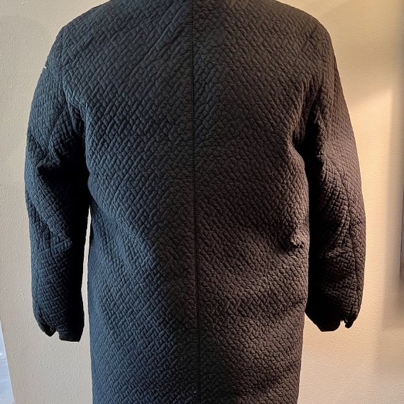 Woman's Gently Used Down Filled Trapunto Stitched Prada Puffer Jacket L - Picture 4 of 16